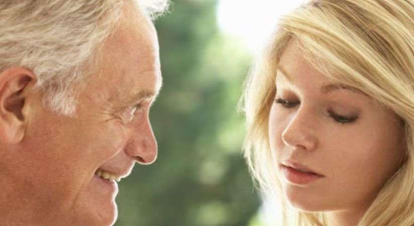 Girls Likes Aged Person: लड़कियों को अपने से ज्यादा उम्र के पुरुष क्यों आते हैं पसंद?  