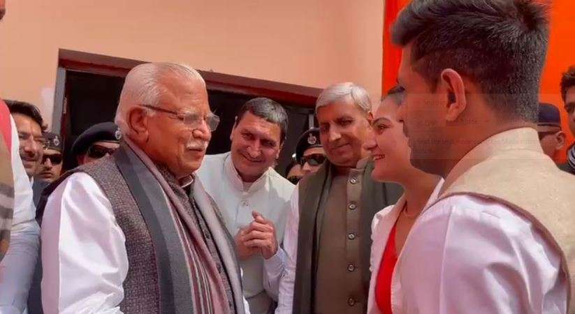Haryana BJP: हरियाणा में बढ़ रहा है BJP का कुनबा, बॉक्सर स्वीटी बूरा और उनके पति पूर्व कबड्डी कप्तान दीपक हुड्डा ने थामा दामन