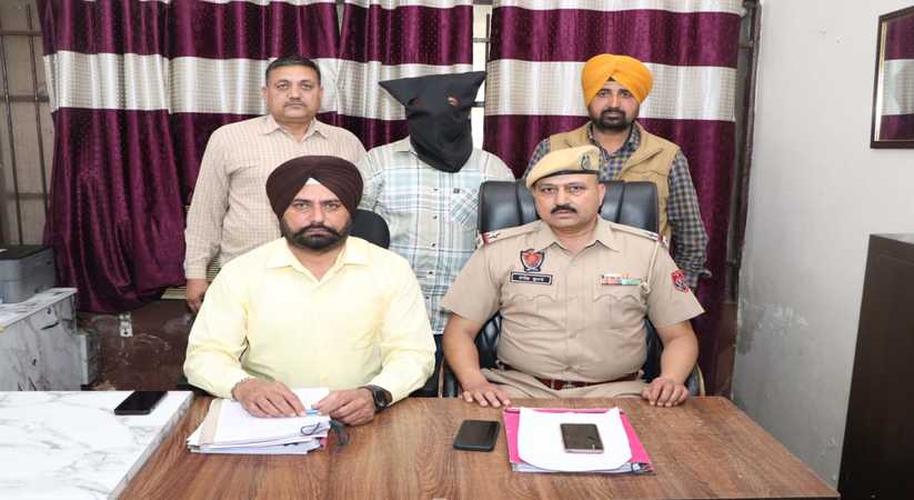 Punjab News: पंजाब पुलिस का नशे के खिलाफ अभियान जारी, 100 ग्राम हेरोइन के साथ एक गिरफ्तार 