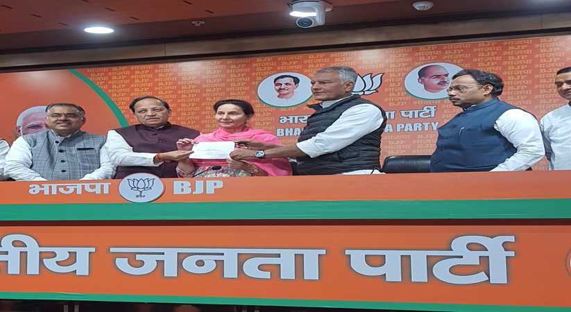Punjab News: Congress MP Preneet Kaur joins BJP, may contest elections from Patiala